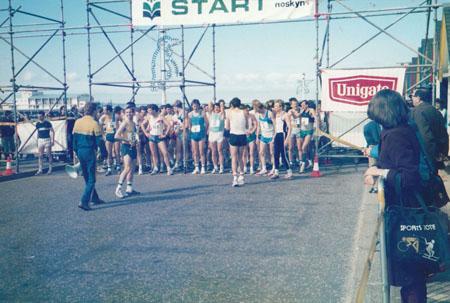 The Bournemouth Fun Run about to start in 1986.