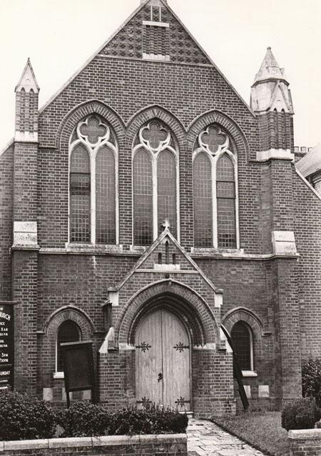 The old Wareham Methodist Church in North Street in the 1960s. A new church was to be re-built.