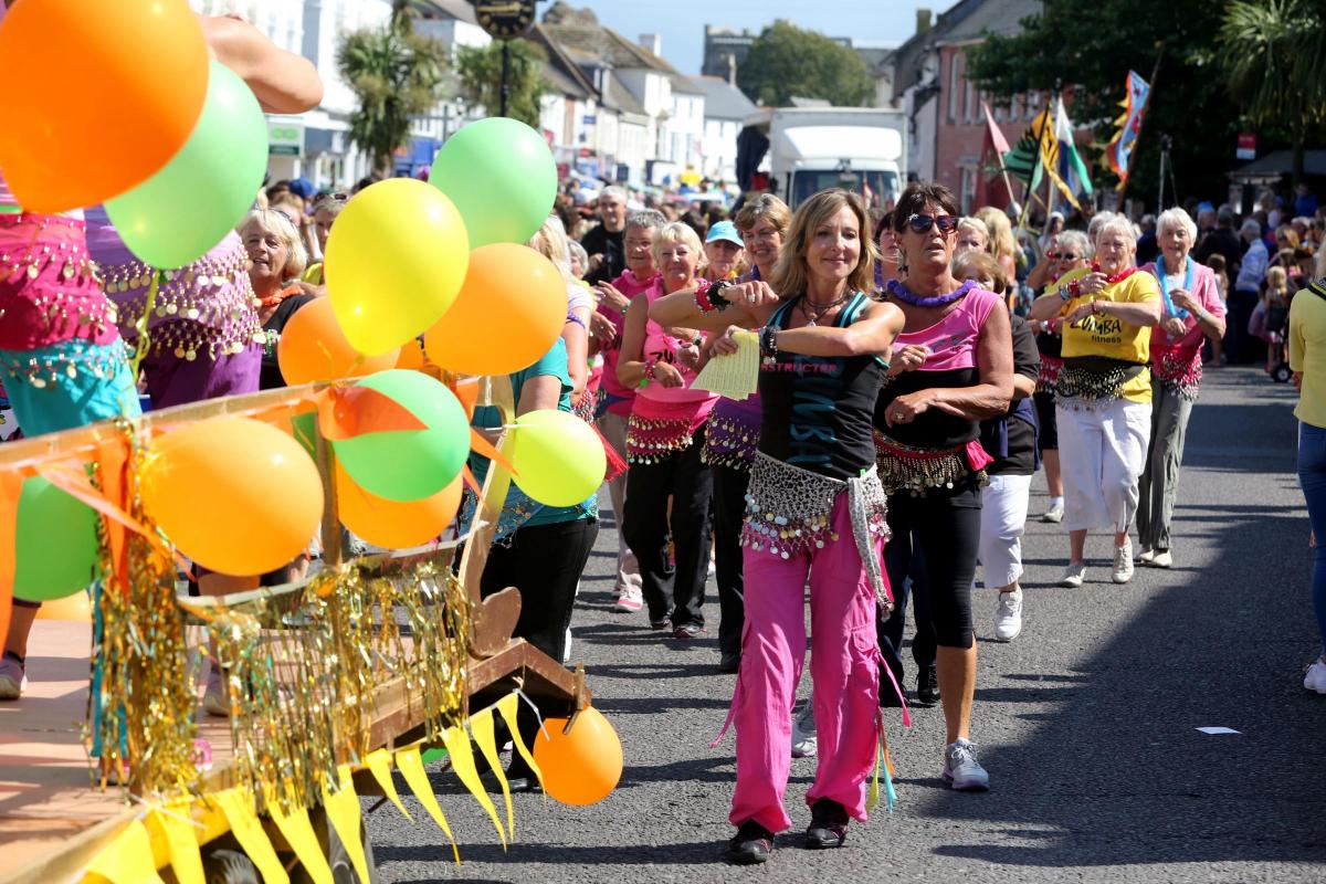All our pictures from the 2014 Christchurch carnival