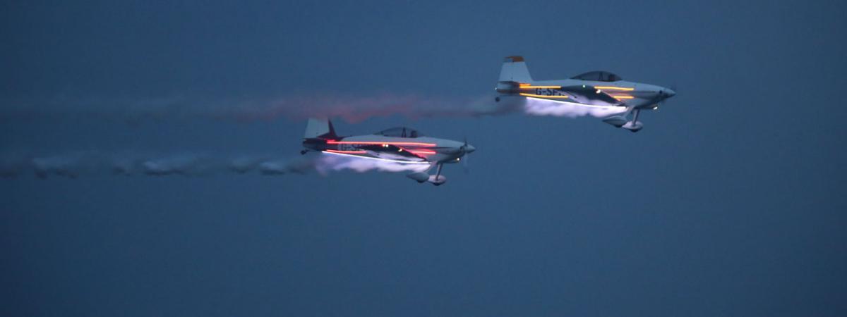 Dusk display pictures from day three of the Bournemouth Air Festival 2015 by Corin Messer. 