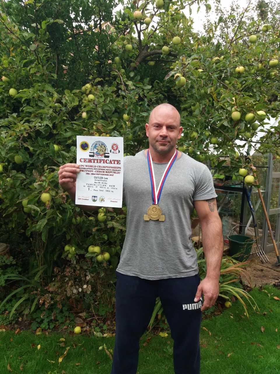 Gold fever on the world stage for Bournemouth powerlifter | Bournemouth Echo