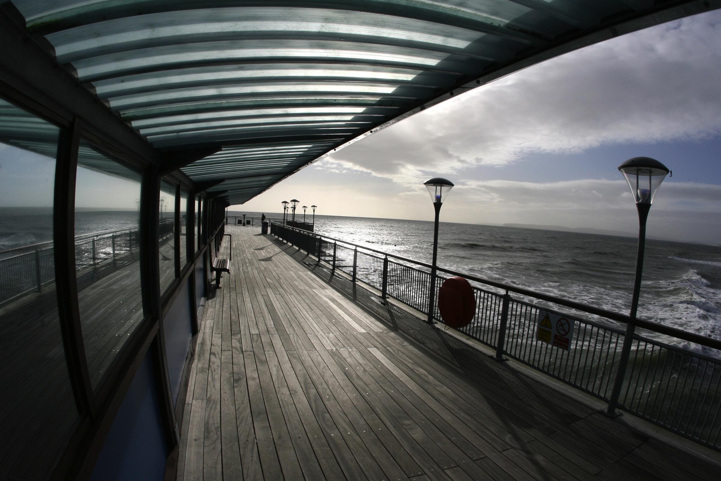 Boscombe Pier closed temporarily by police after concerns for man's welfare