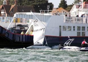 Two Boats Smash Into Dorset Chain Ferry Bournemouth Echo