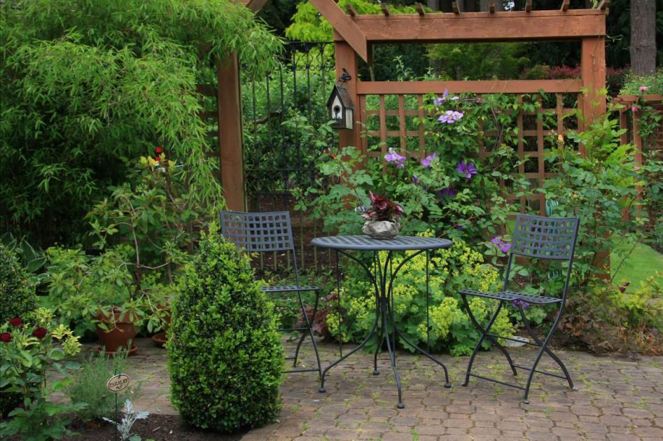 7 ways to create the perfect outdoor space when you live in the city